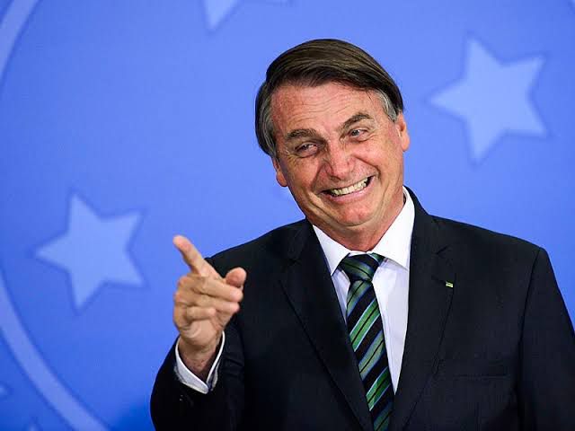 Projeto de Lei visa reverter inelegibilidade de Bolsonaro