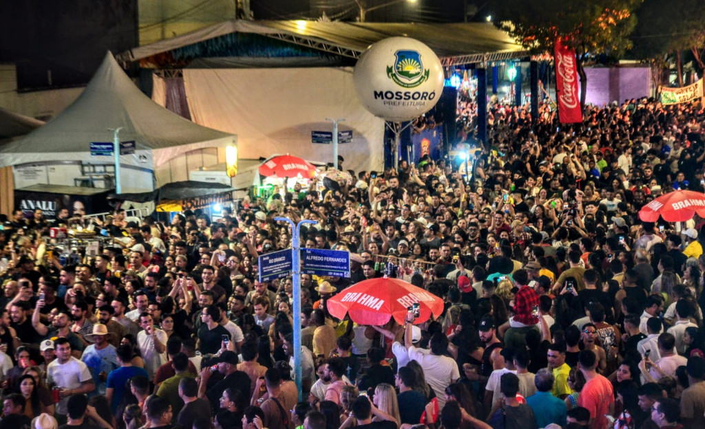 “Boca da Noite” encerra programação do MCJ 2025 e atrai multidão ao Corredor Cultural