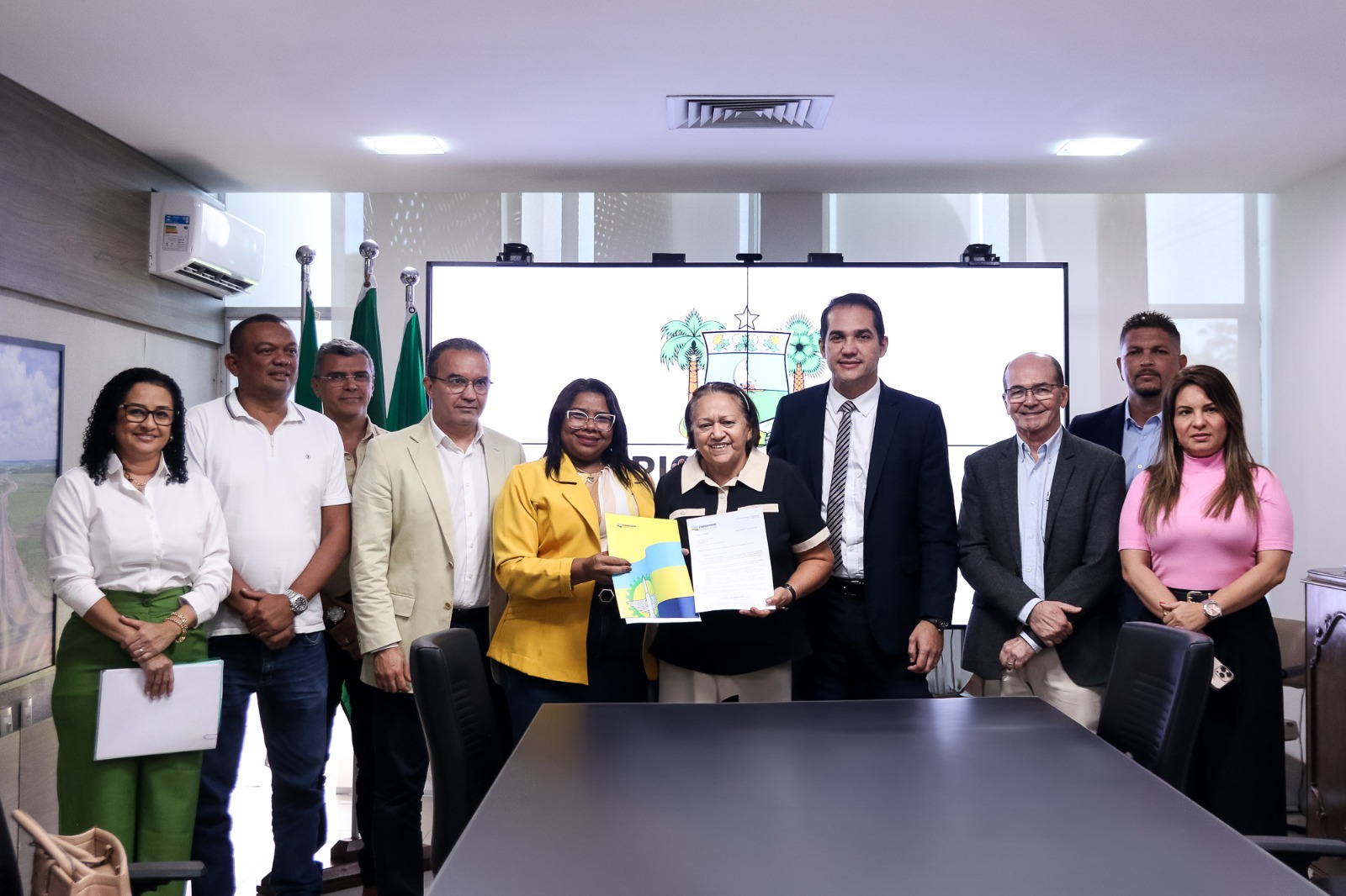 Prefeita e Governadora se reúnem para tratar sobre melhorias de obras e infraestrutura em Parnamirim