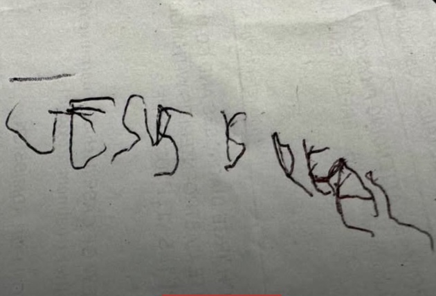 Garoto escreve “Jesus é real” em um bilhete após despertar do coma e morre horas depois