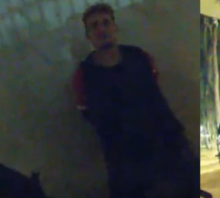 Vídeo de câmera na farda de policial mostra o PM tapando a câmera e depois ex3cutand0 um morador de rua