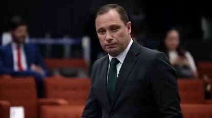 Julgamento Bolsonaro: Mauro Cid pede baixa do exército