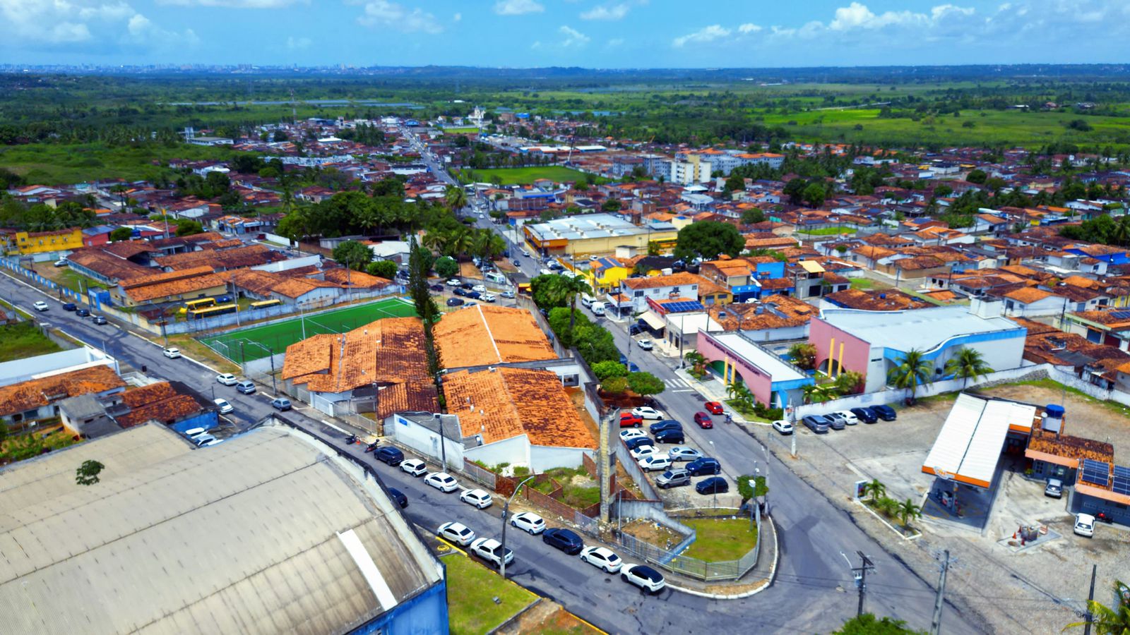 Prefeitura de São Gonçalo injeta mais de R$ 16 milhões na economia local; folha de setembro inclui reajuste para gestores escolares e das UBSs