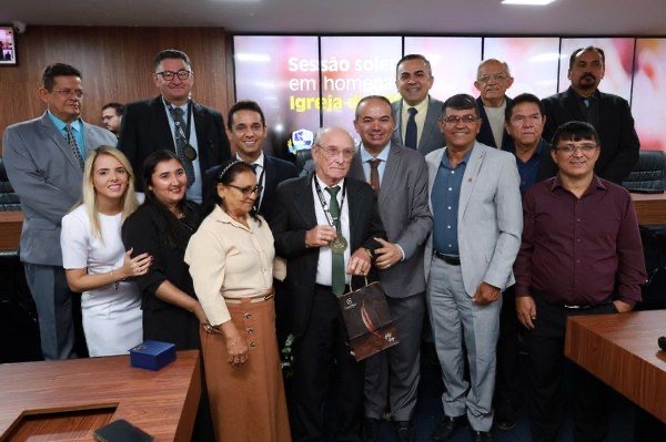 Câmara de Mossoró celebra os 93 anos da Igreja de Cristo