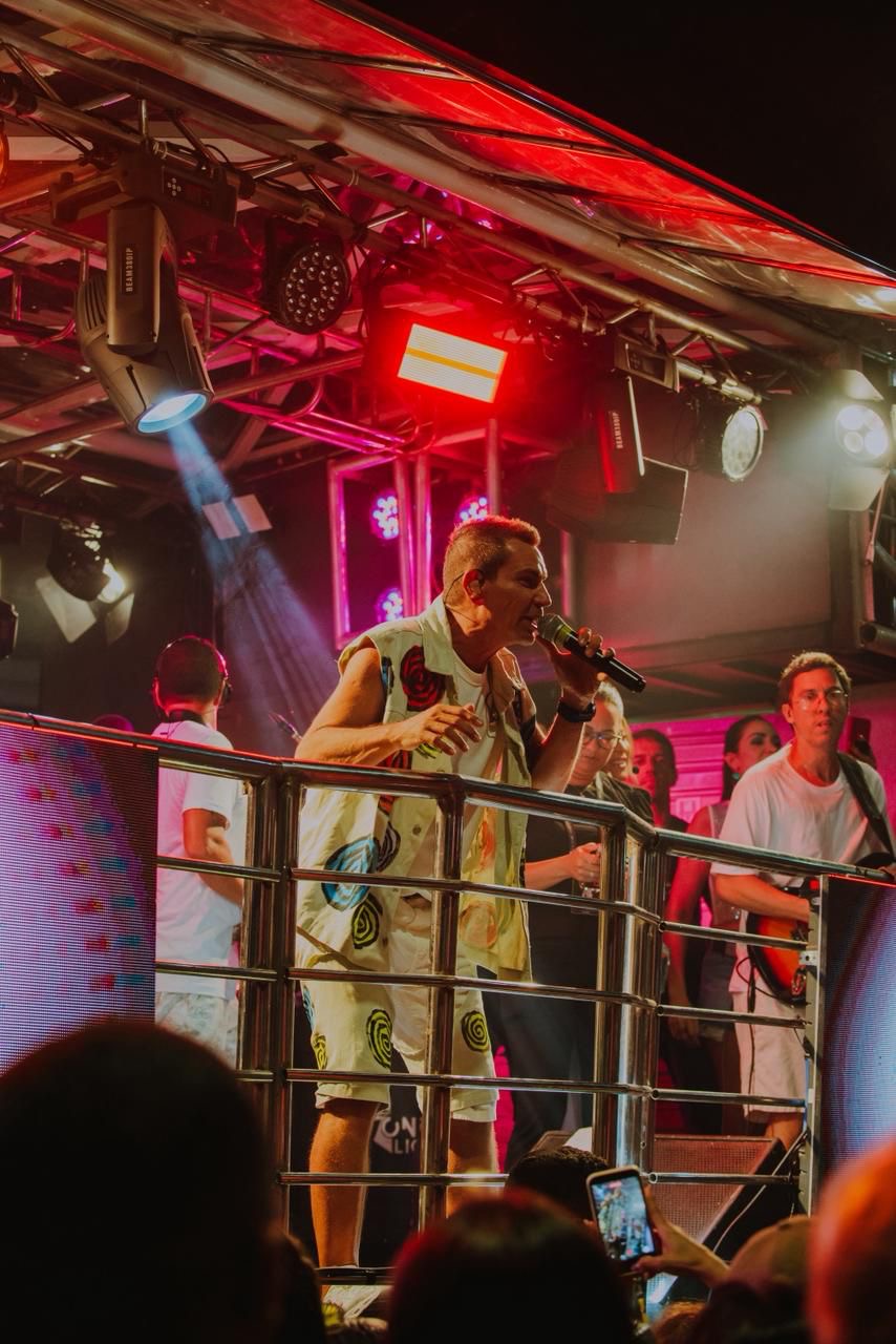 Com Sergynho Pimenta, A Barca levou o público ao delírio no Axé Natal