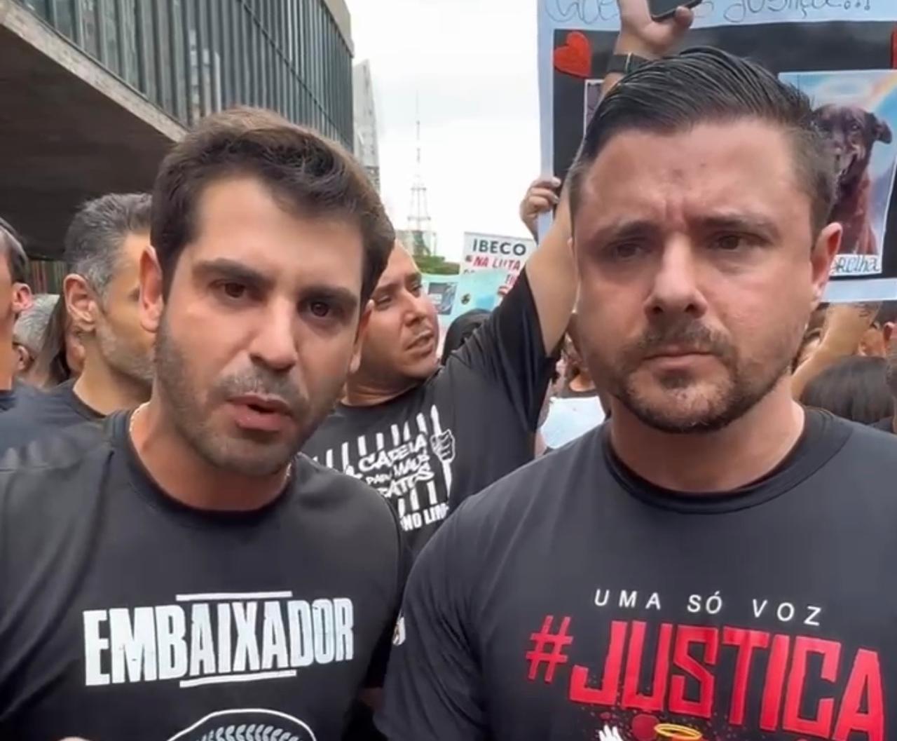 Robson Carvalho participa de Ato “Justiça por Orelha”