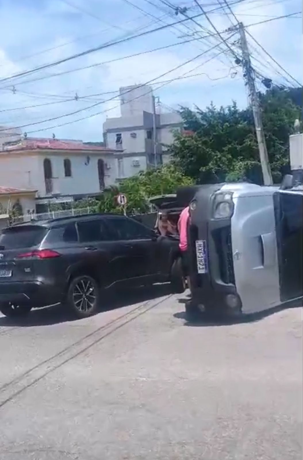 Acidente entre dois veículos em Morro Branco