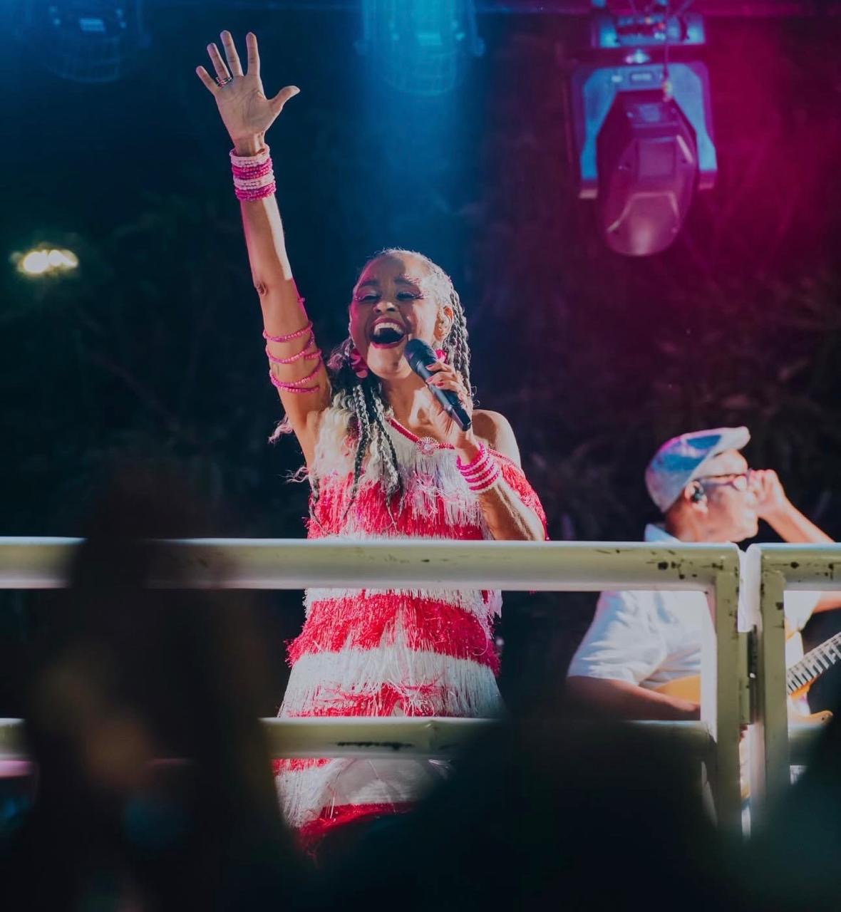 Cajú com Sal: Carla Visi