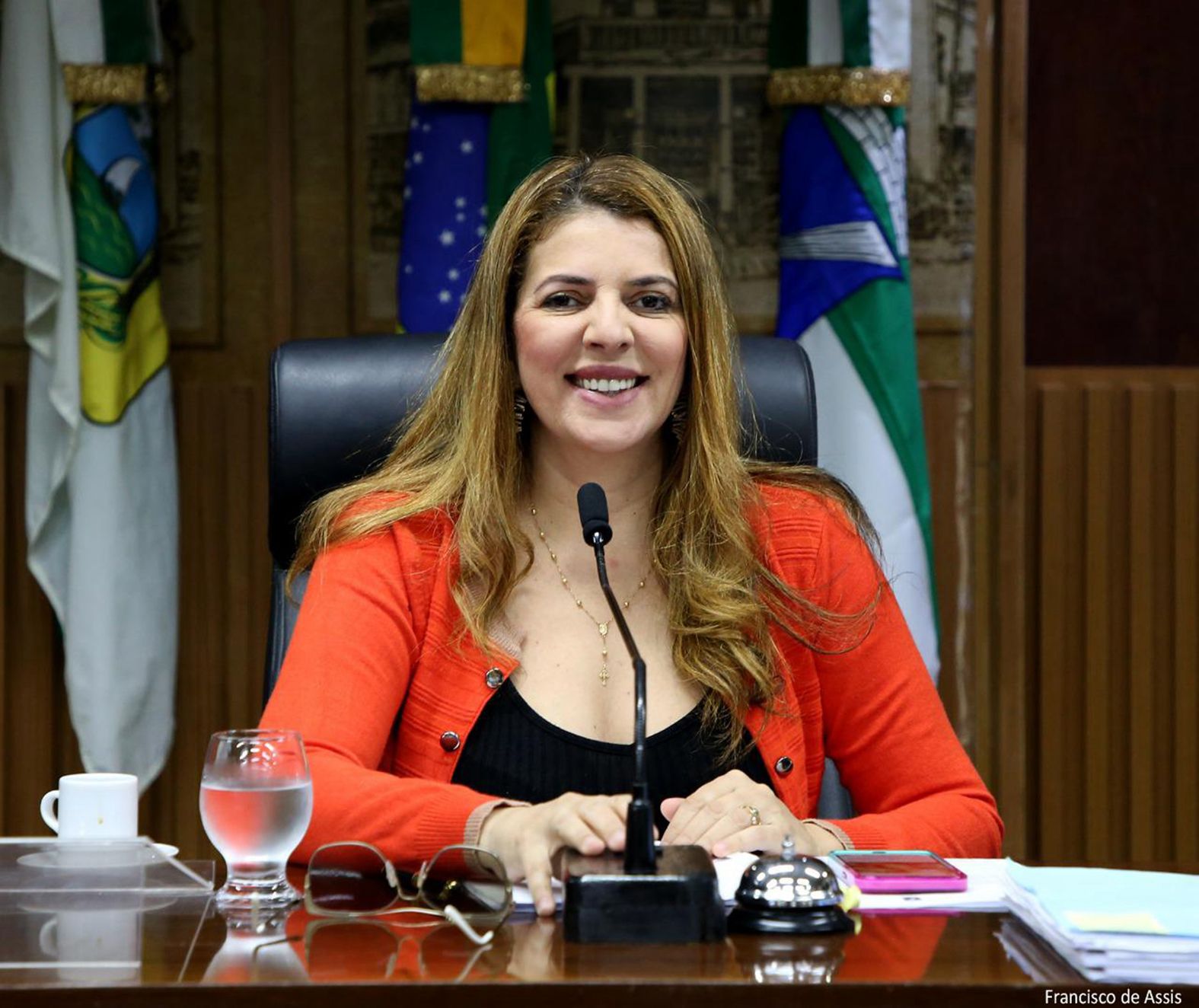 Nina Souza critica modelo de distribuição de emendas e cobra obras estruturantes