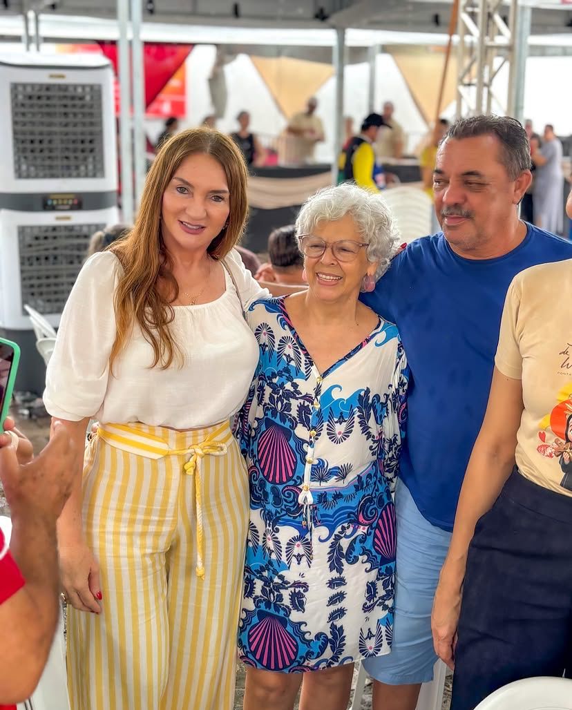 Terezinha Maia participa da tradicional feirinha da Festa de Santa Rita dos Impossíveis em Ponta Negra