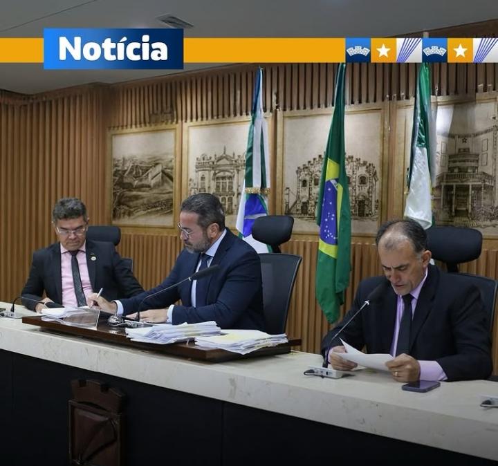 Comissão de planejamento aprova iluminação pública em condomínios informais