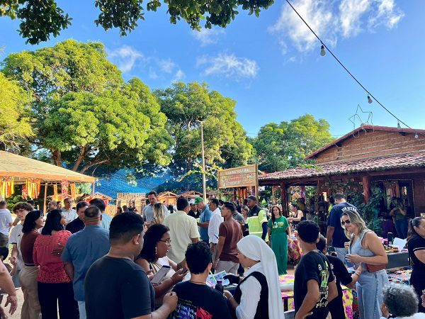 Primeira Feira Multicultural do Grude movimenta Centro Histórico de Extremoz com cultura, arte e gastronomia