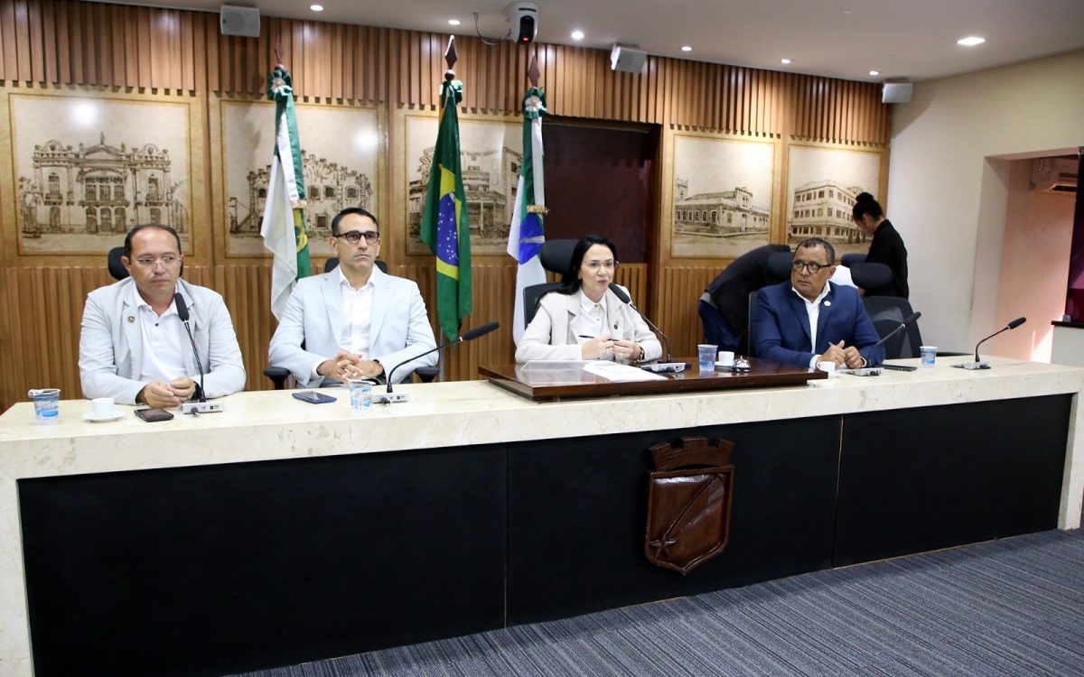 Propostas para pessoas autistas e proteção animal são aprovadas em Comissão