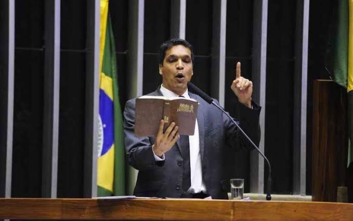 Cabo Daciolo anuncia pré-candidatura à Presidência