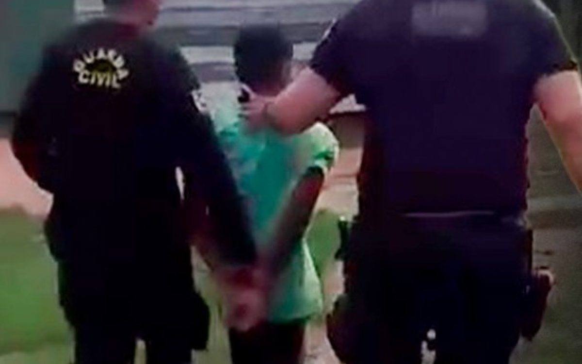 Padrasto joga mingau quente nas costas da menina na cidade de murutinga