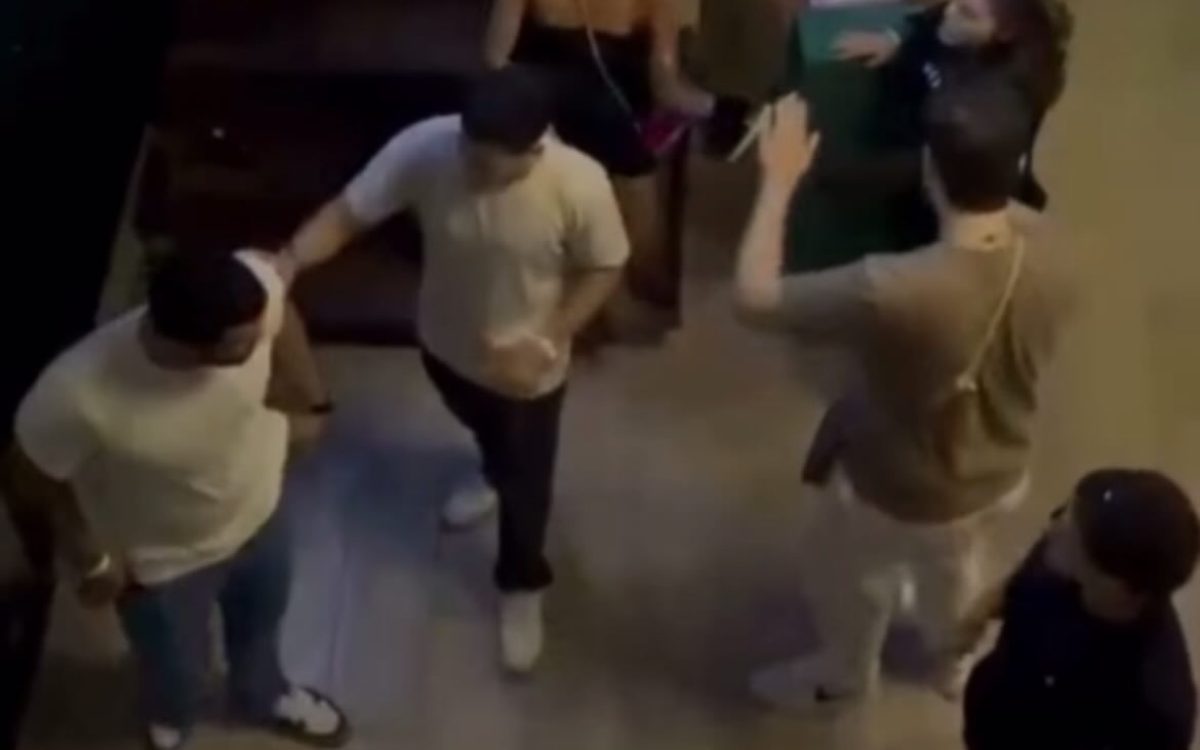 Brig4 em Pub de Natal termina com valentão nocauteado