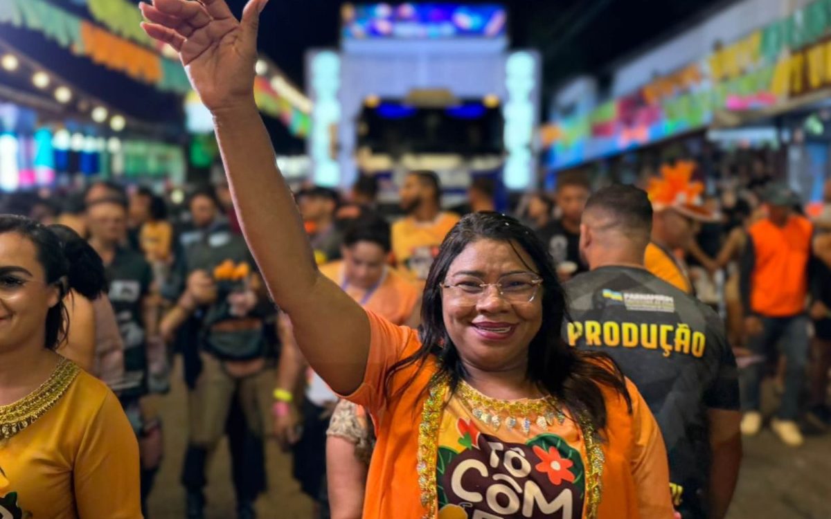 Carnaval de Parnamirim: 100 mil pessoas lotam a avenida ao som de Banda Grafith e Márcia Felipe