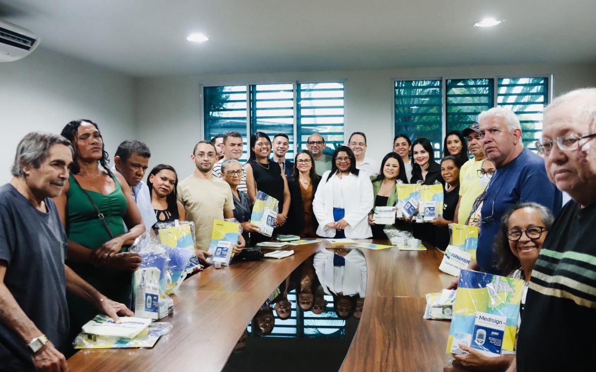 Nilda reorganiza e amplia transporte da hemodiálise e garante atenção integral com kits de glicose