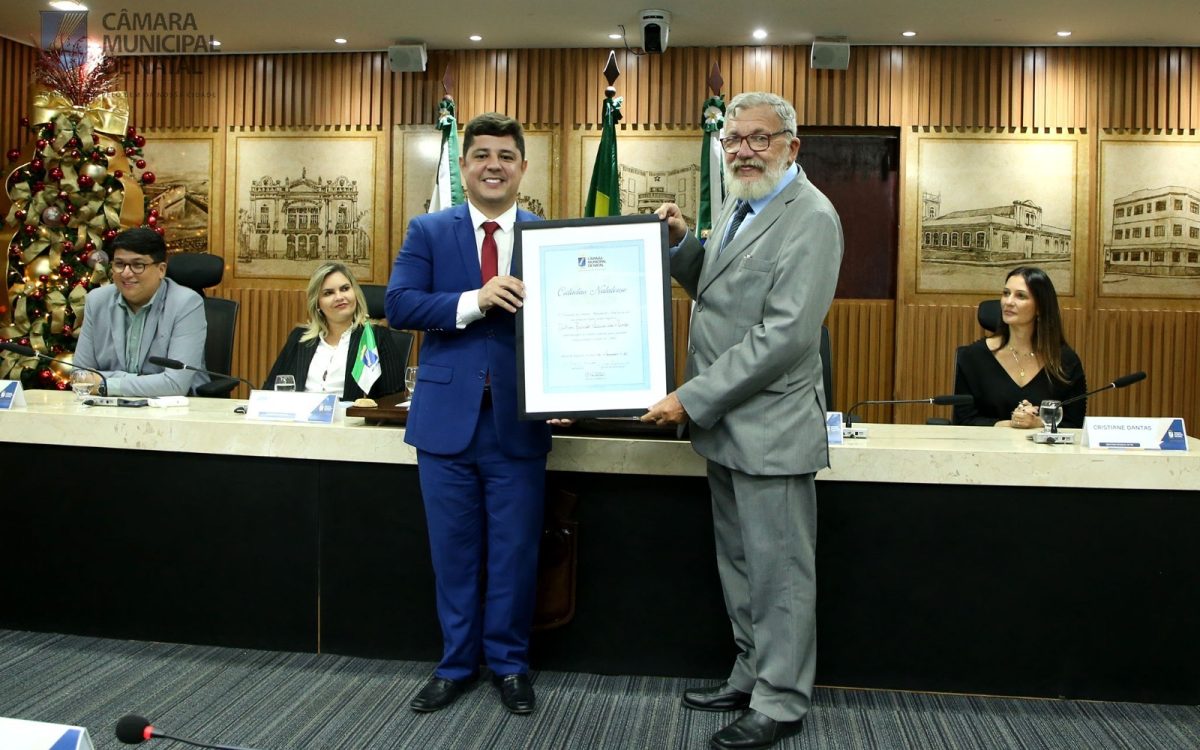 CMN entrega Título de Cidadão Natalense ao ex-vereador Dickson Nasser