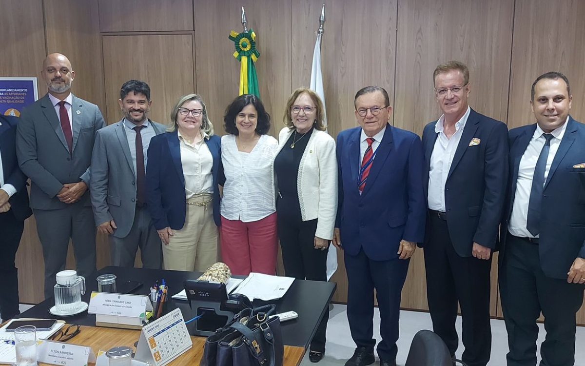 Jaime e Zenaide em busca de recursos para Saúde em Brasília