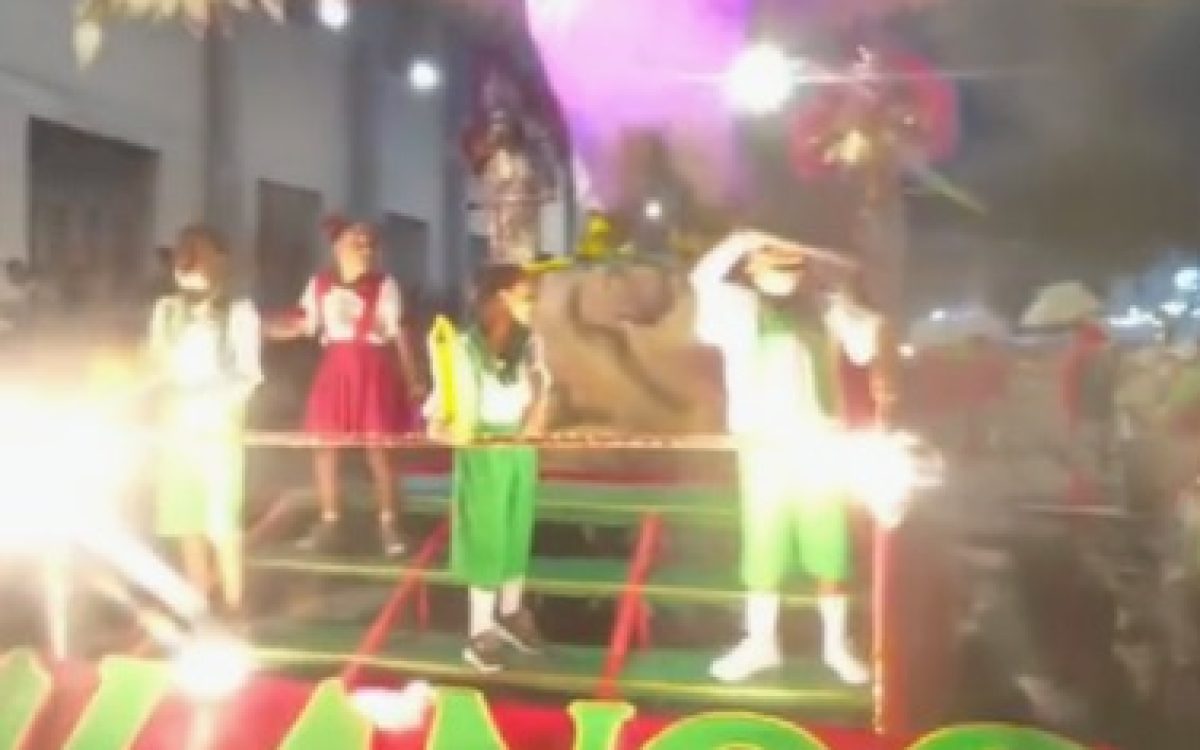 Desfile das Escolas de Samba de Natal termina com chuva