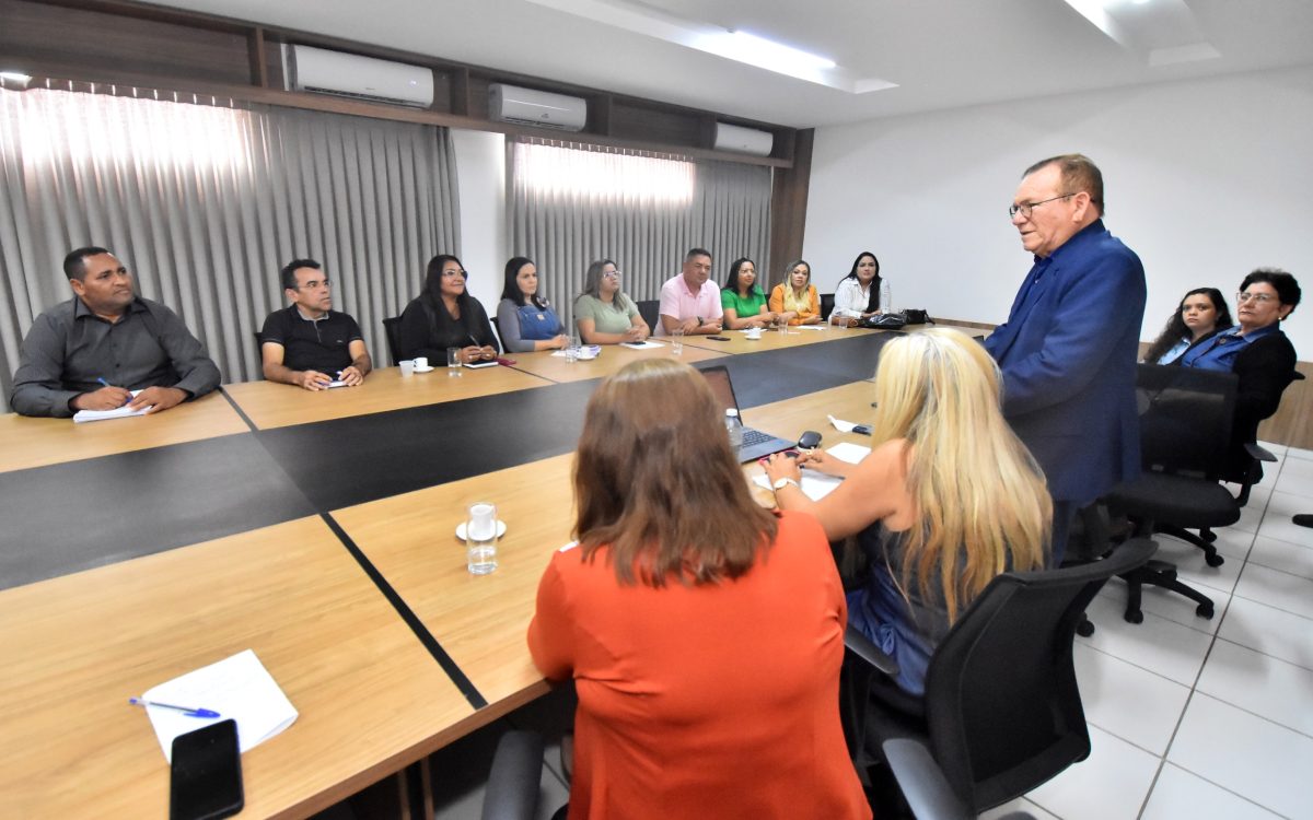 Gestão passada deixa Caos em São Gonçalo: Administração e Vereadores buscam soluções para a Educação