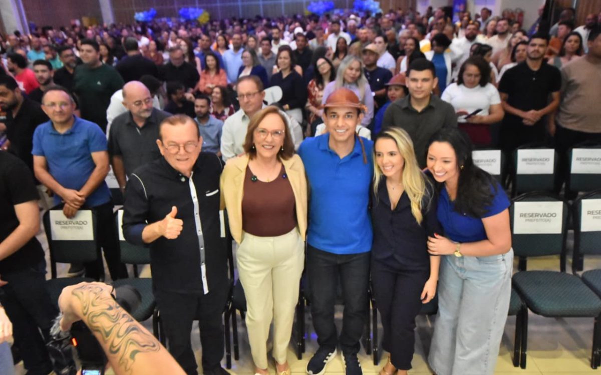 Allyson Bezerra é recebido com gritos de “meu governador” em evento de Zenaide