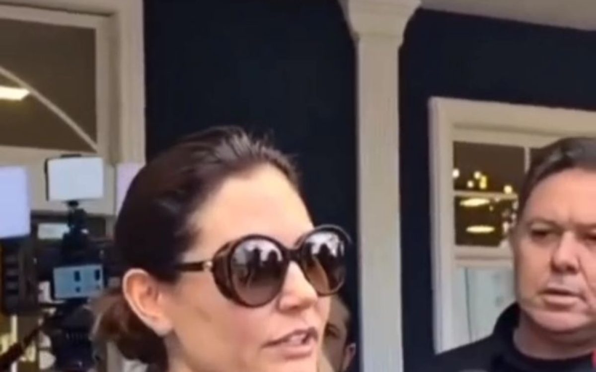 Michelle Bolsonaro afirma que marido ficará sob seus cuidados após alta hospitalar