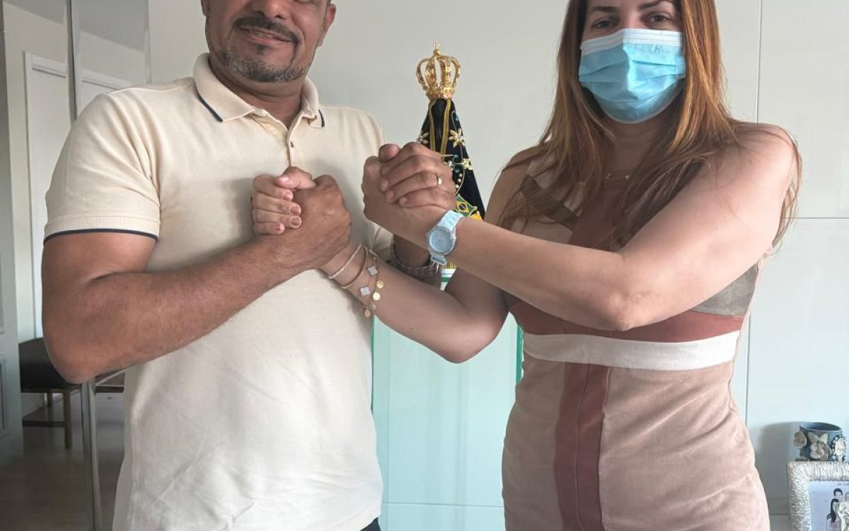 Nina Souza recebe apoio do vice-prefeito de Extremoz e fortalece pré-candidatura na região Metropolitana