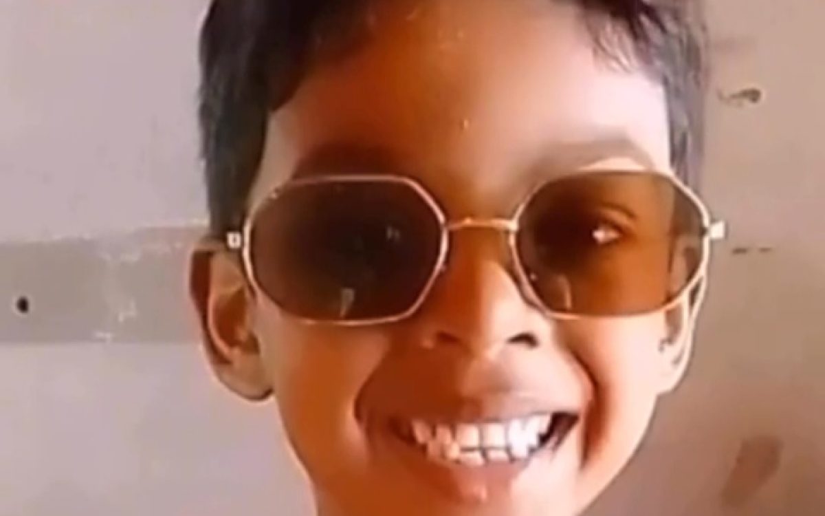 Menino de 7 anos morto após consumir ovo envenenado é enterrado