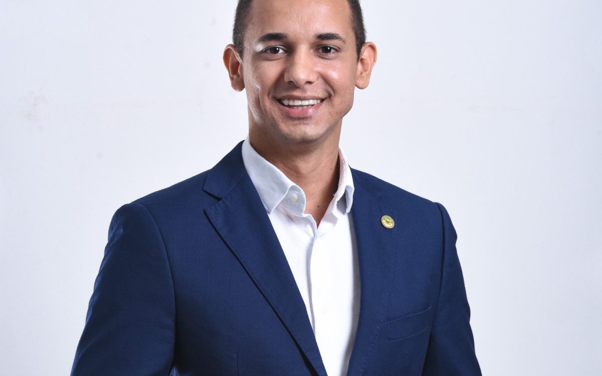 Allyson lidera em todos os cenários para o Governo