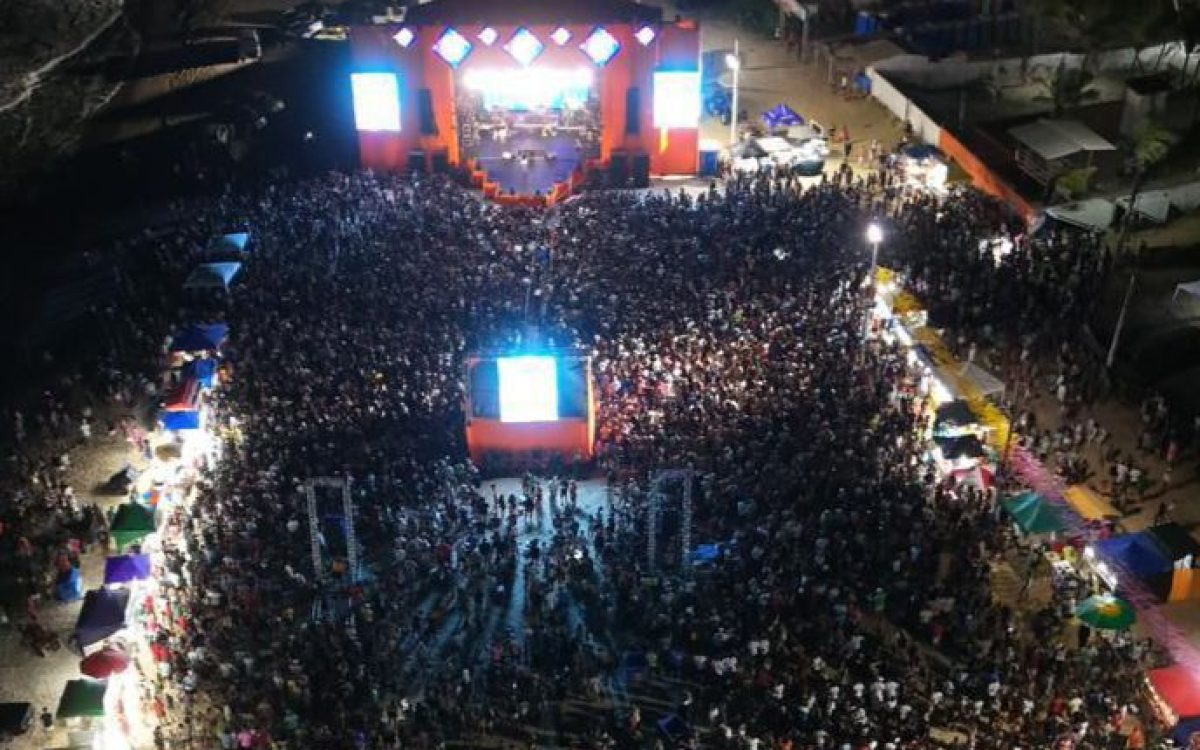 Mar de gente: Grafith arrasta mais de 60 mil foliões em Extremoz