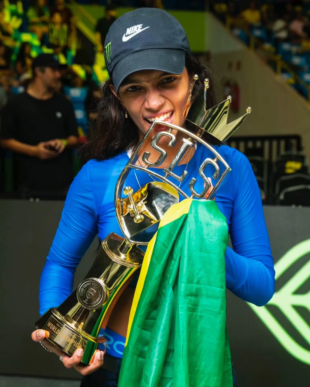 Rayssa Leal faz história e se torna primeira tricampeã Mundial de Skate