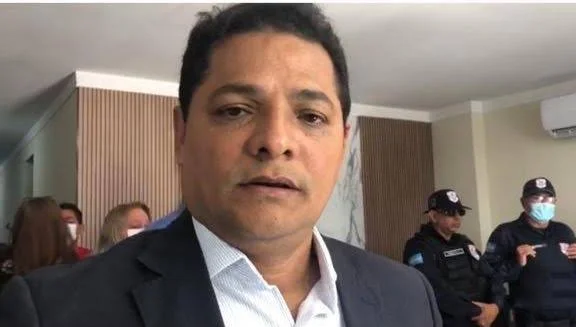 Eraldo atrasou pagamento das cooperativas médicas em 3 meses para boicotar gestão de Jaime