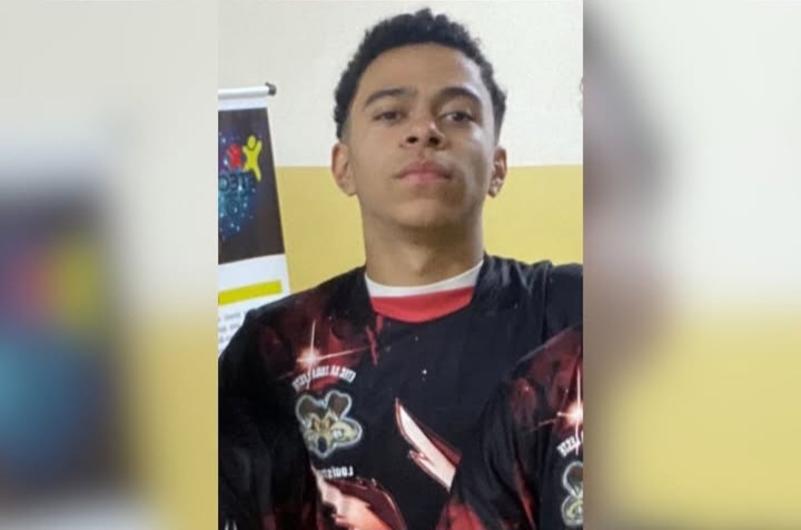 Suspeito de assassinar namorada com 13 facadas é liberado pela polícia