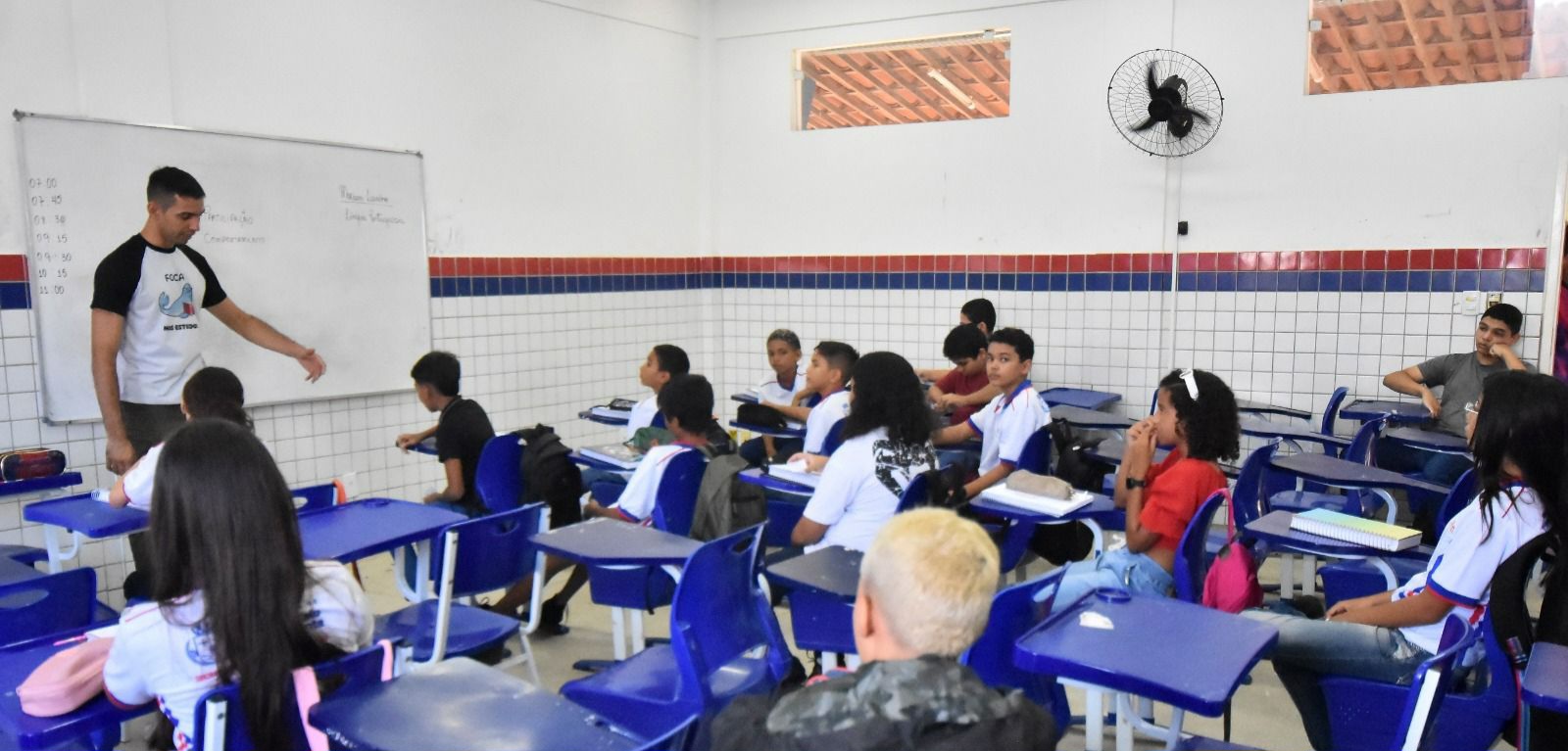 Educação de São Gonçalo abre processo seletivo para contratação de professores temporários