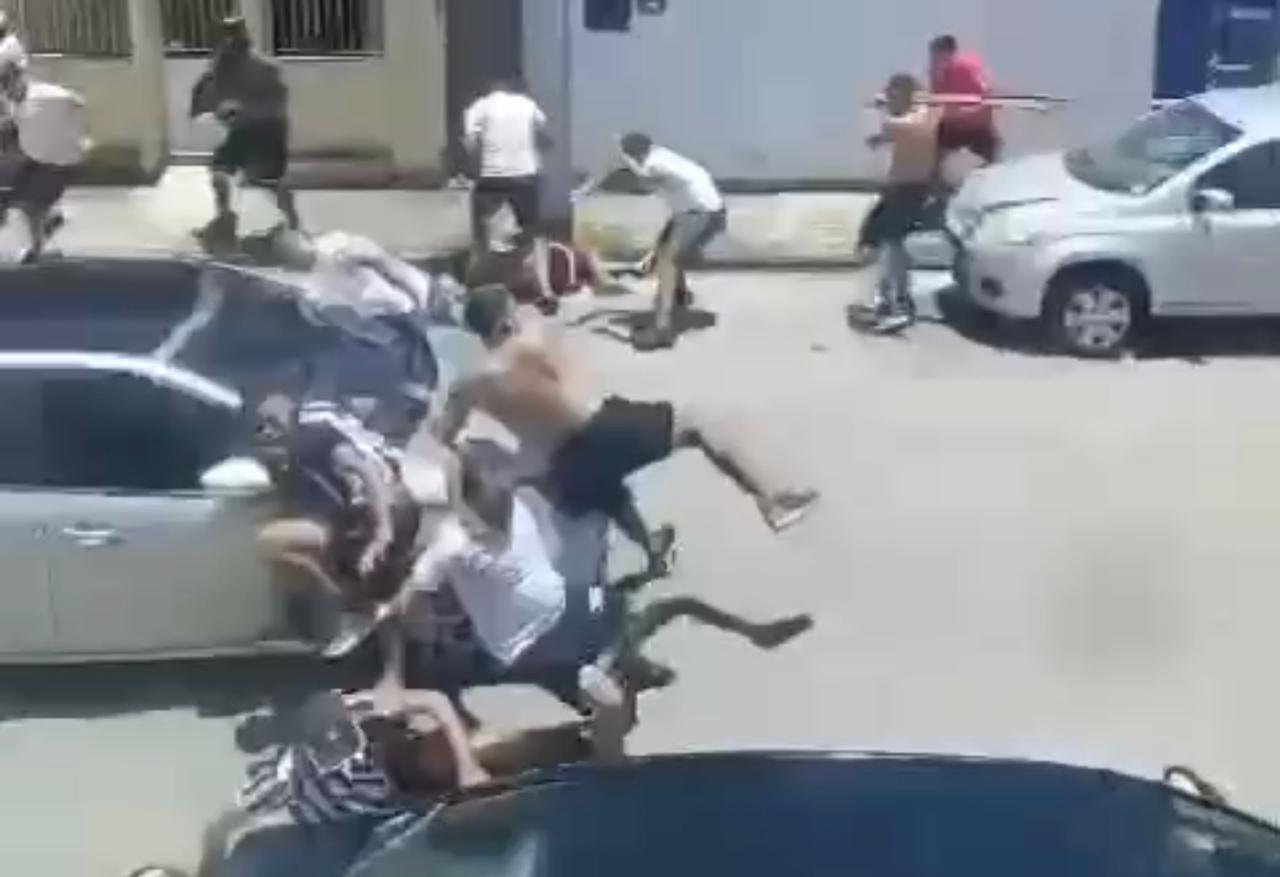 Torcidas se enfrentam novamente