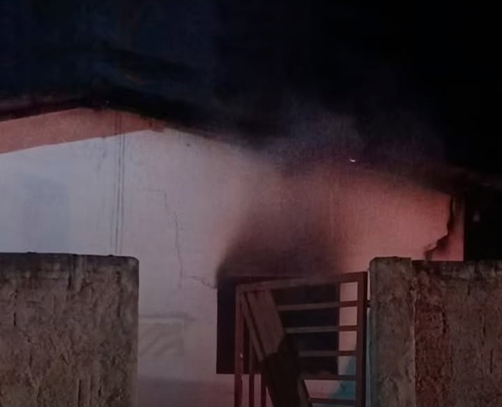 Homem é suspeito de incendiar casa por não aceitar fim de relacionamento no RN
