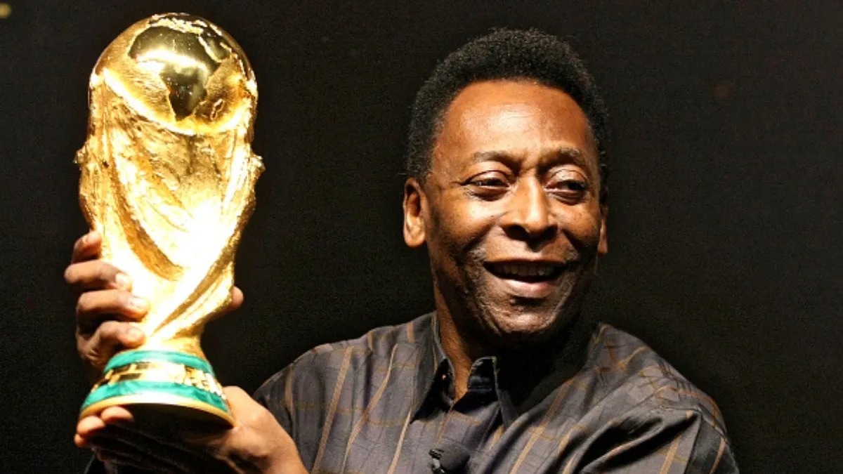 Pelé segundo melhor da história