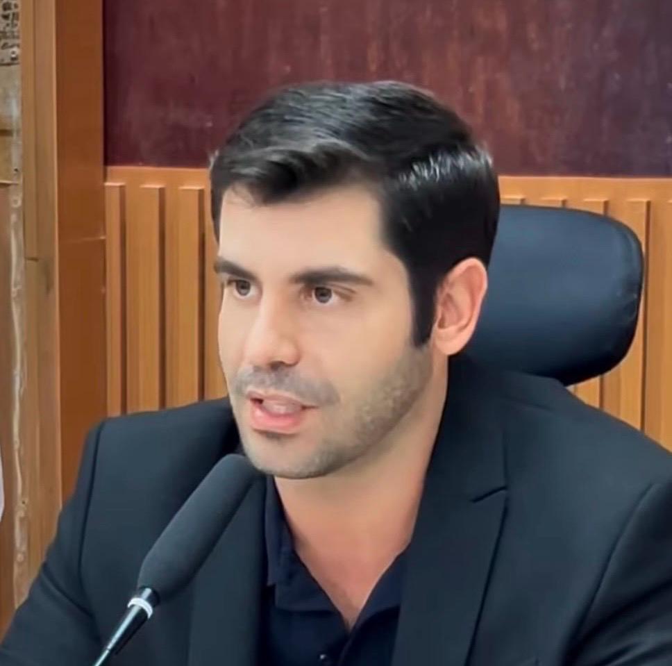 Projeto de Robson Carvalho que leva mensagens sobre proteção animal aos ônibus de Natal é aprovado