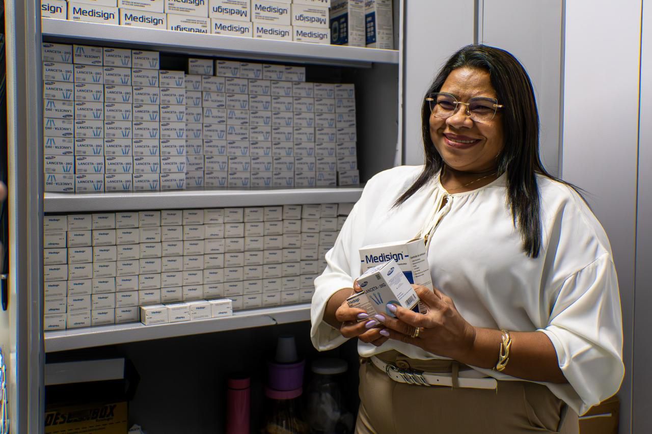 Nilda anuncia fim da fila de espera por kits glicômetros para pacientes diabéticos em Parnamirim