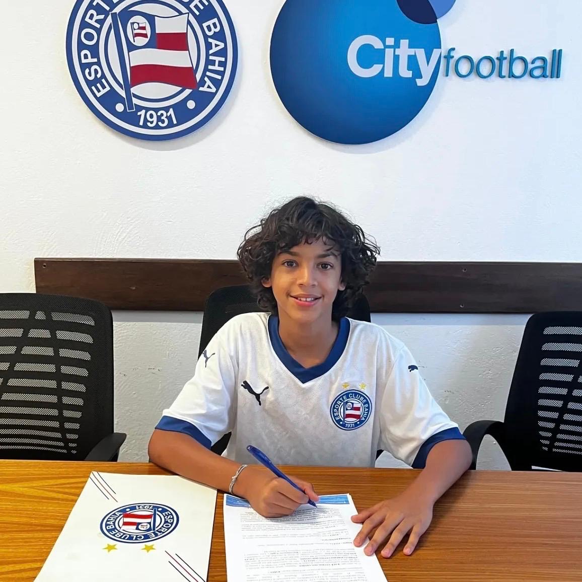 Carvalho Neto fecha com o Bahia