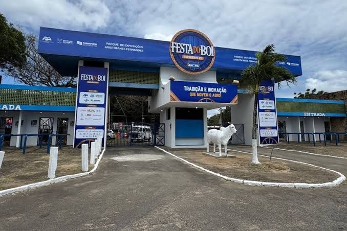 Câmara de Parnamirim realiza sessão ordinária na Festa do Boi