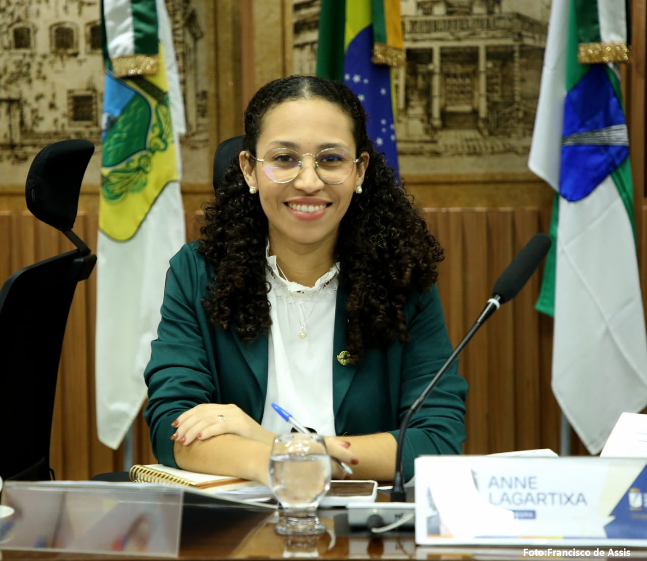 Anne Lagartixa segue no mandato durante o resguardo