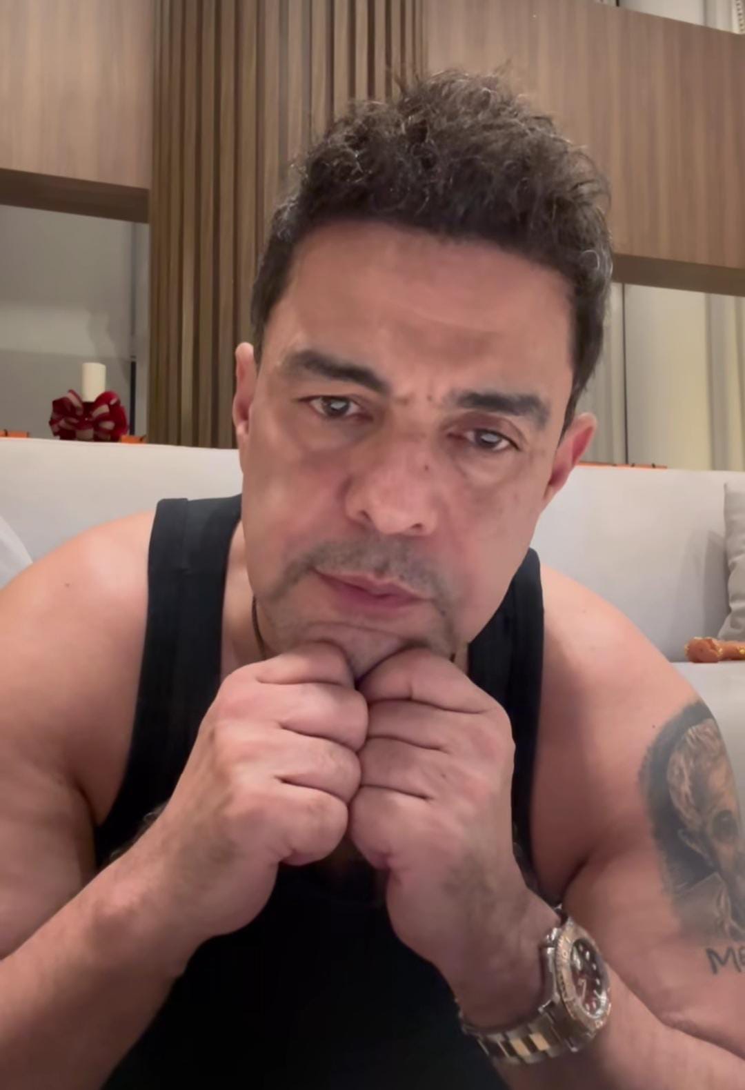 Zezé Di Camargo pede retirada de especial do SBT após presença de Lula em evento