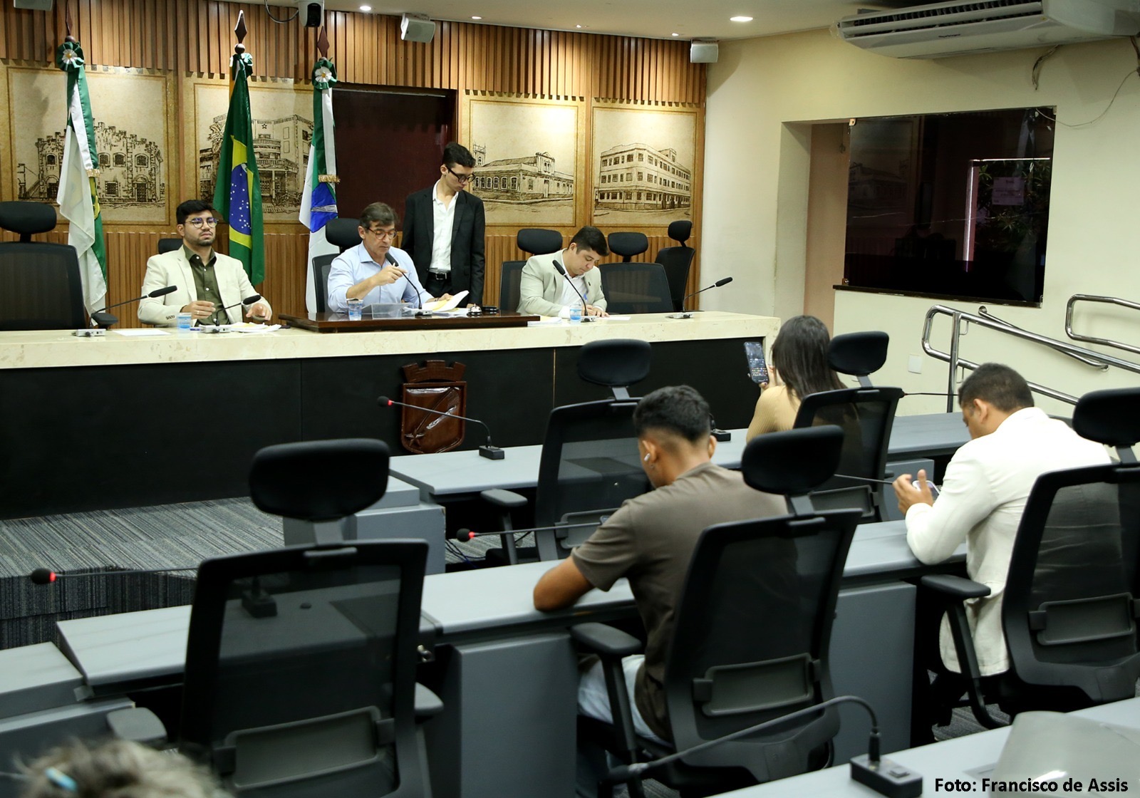 Comissão debate projetos voltados ao turismo, inclusão e responsabilidade social