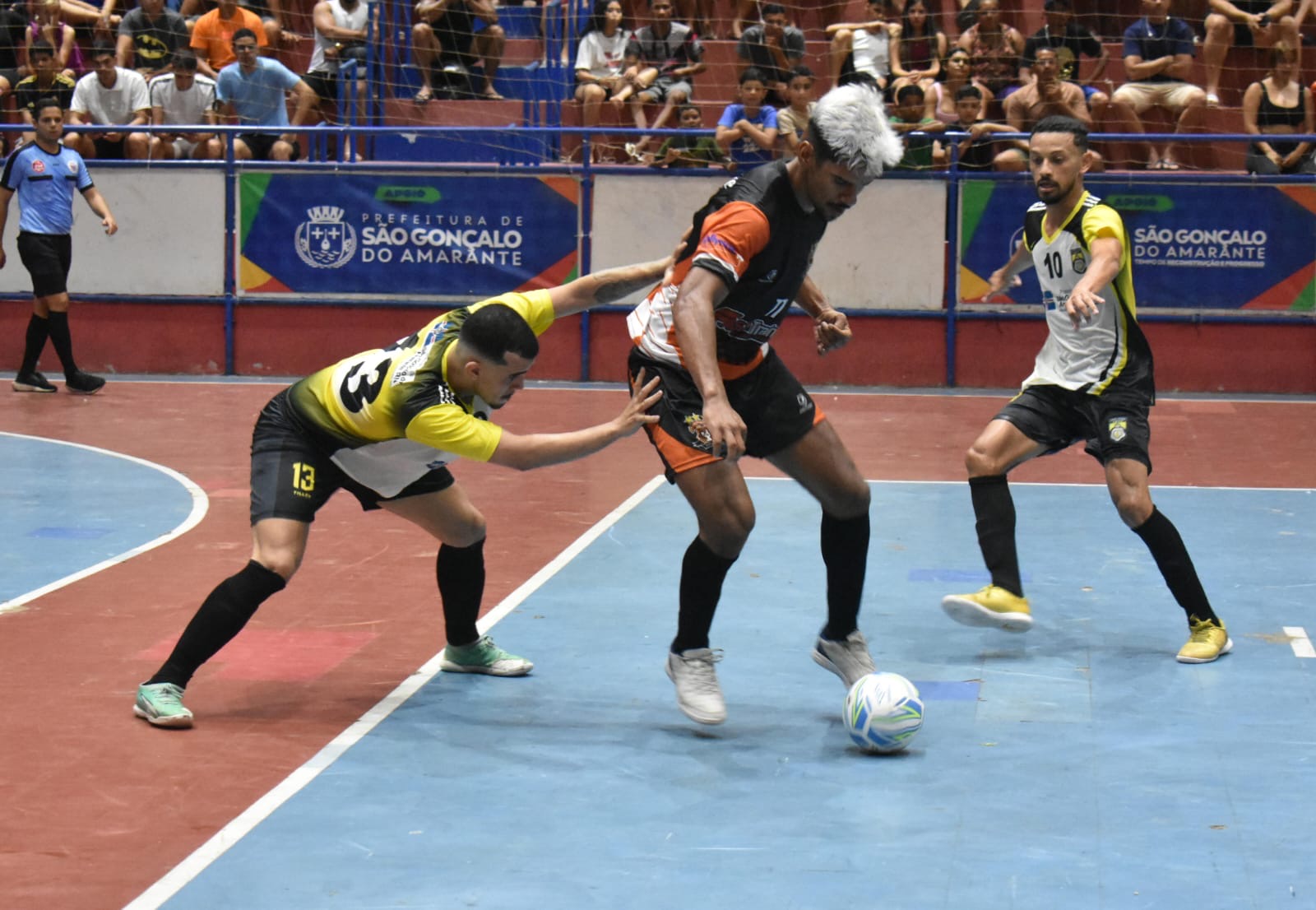 Prefeitura de São Gonçalo divulga programação das finais do Futsal 2025 e semifinais do Futebol