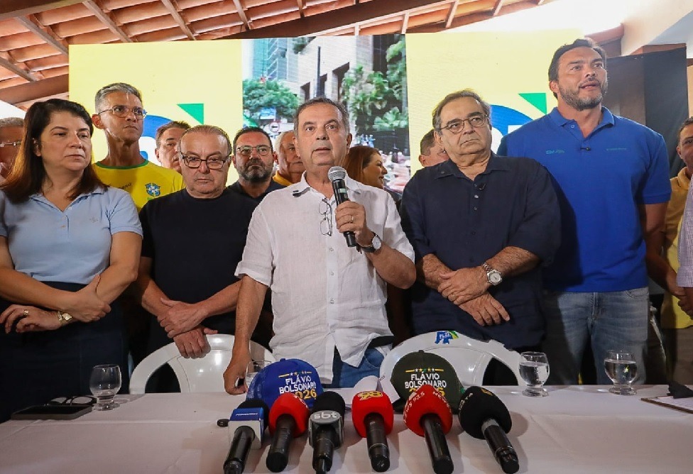 Rogério Marinho se emociona ao falar de Bolsonaro