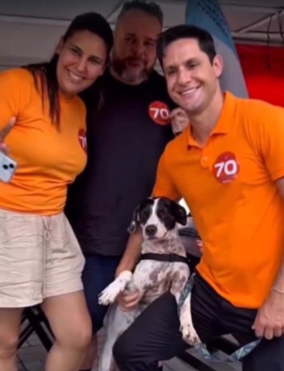 Rafael Motta comemora reencontro do Pet Baltazar