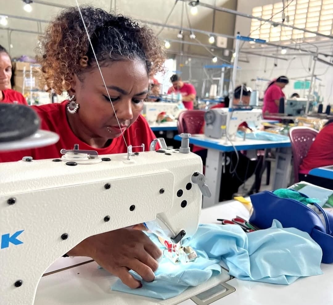 Prefeitura de São Gonçalo abre 60 vagas para curso gratuito de costura através da AMSAP